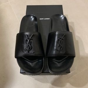 Yves saint laurent slides size 36/6